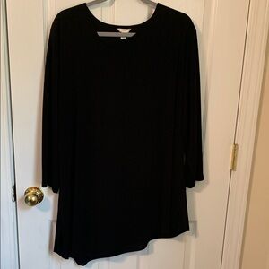 C ‘est 1946 18/20w 3/4 sleeve black tunic top PTP 25” diagonal bottom